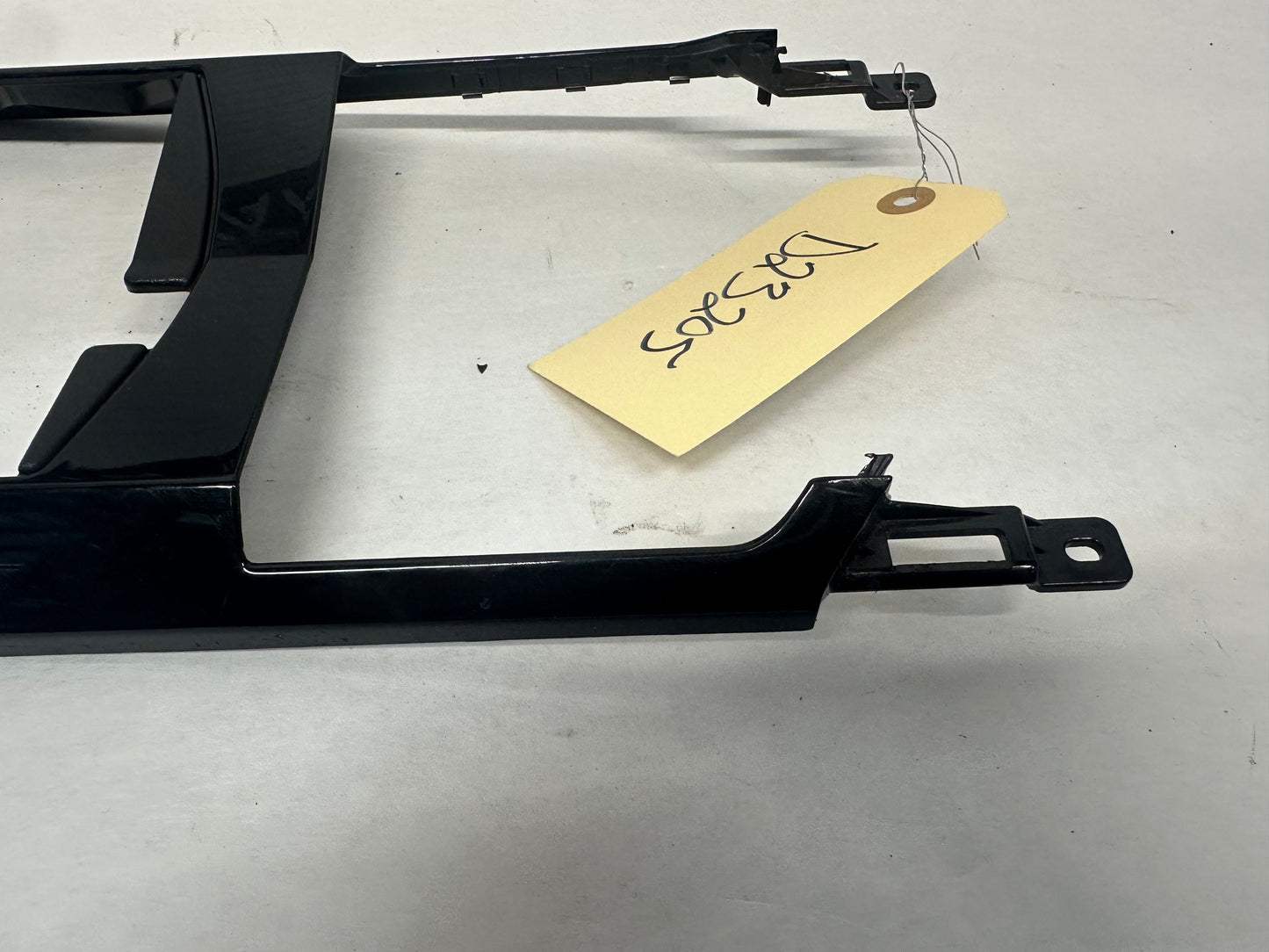 2011 Cadillac CTS-V Coupe Center Console Upper Bezel Trim OEM - Day's Parts Yard