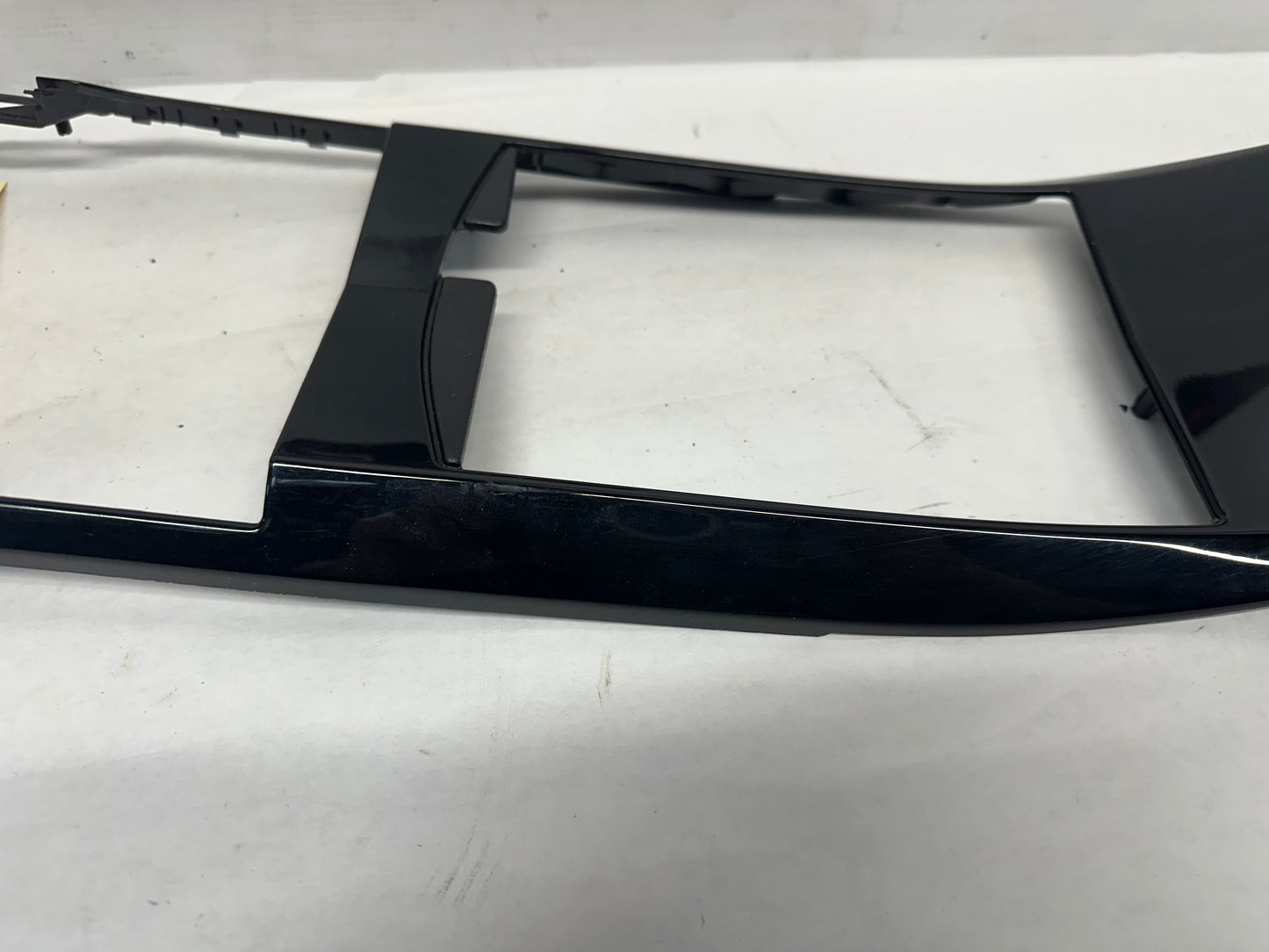 2011 Cadillac CTS-V Coupe Center Console Upper Bezel Trim OEM - Day's Parts Yard