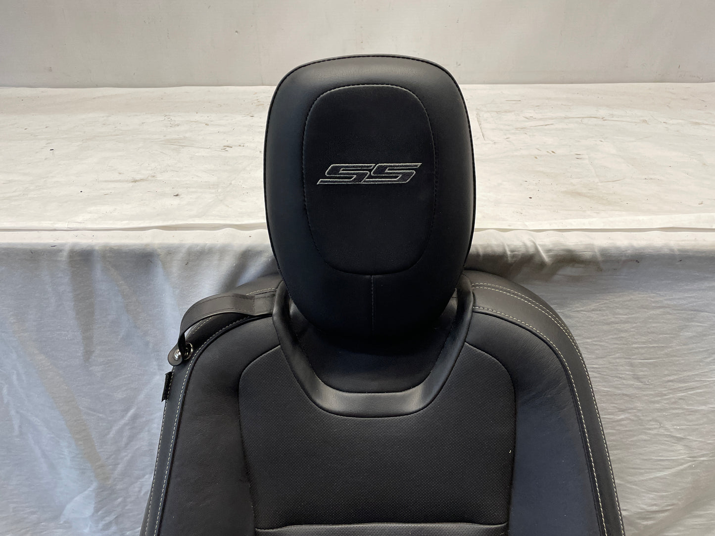 2010 Chevy Camaro SS RH Passenger Front Seat Black Leather OEM