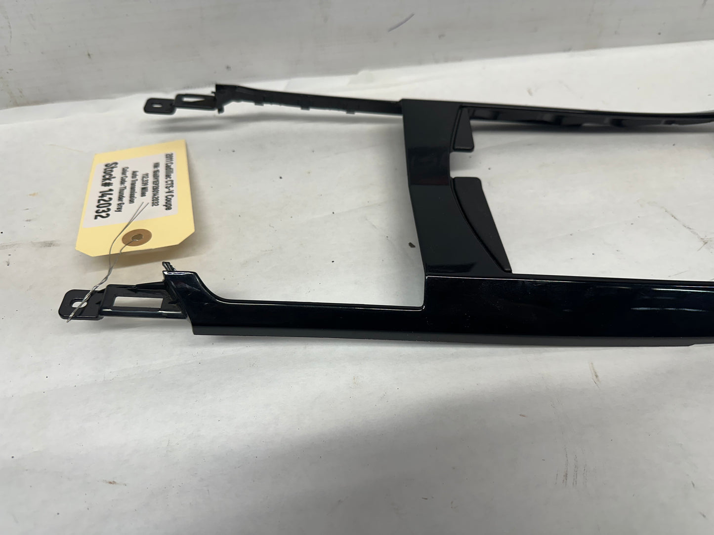 2011 Cadillac CTS-V Coupe Center Console Upper Bezel Trim OEM - Day's Parts Yard
