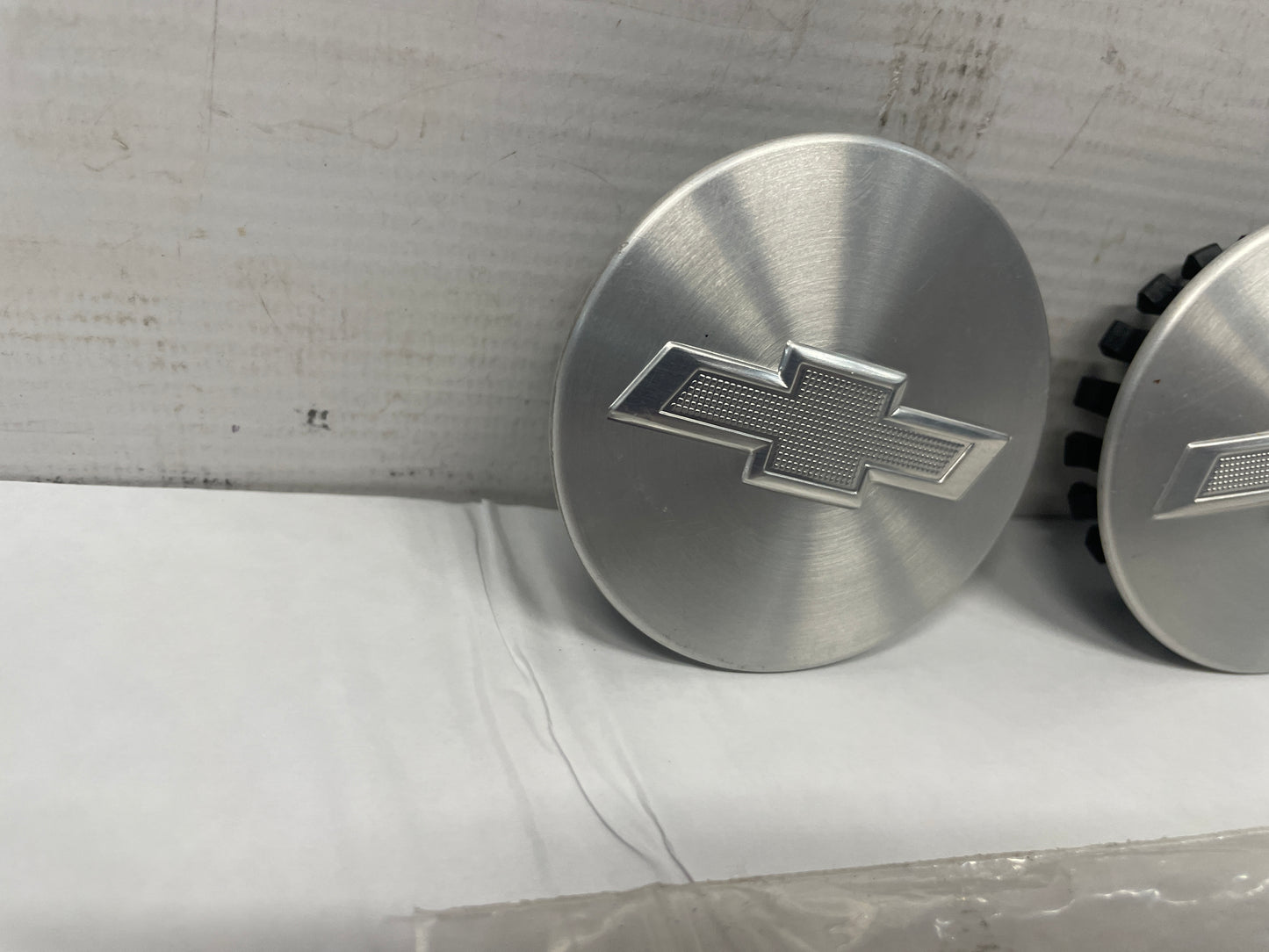 2019 Chevy Camaro SS 2 Wheel Center Caps Silver OEM - Day's Parts Yard