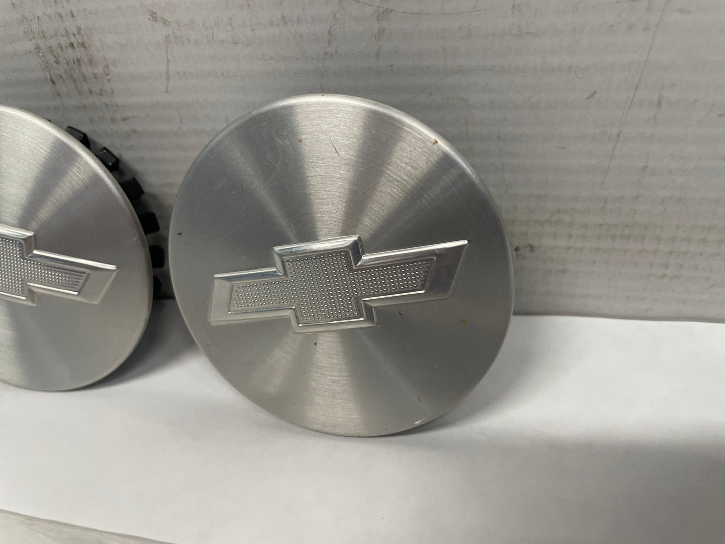2019 Chevy Camaro SS 2 Wheel Center Caps Silver OEM - Day's Parts Yard