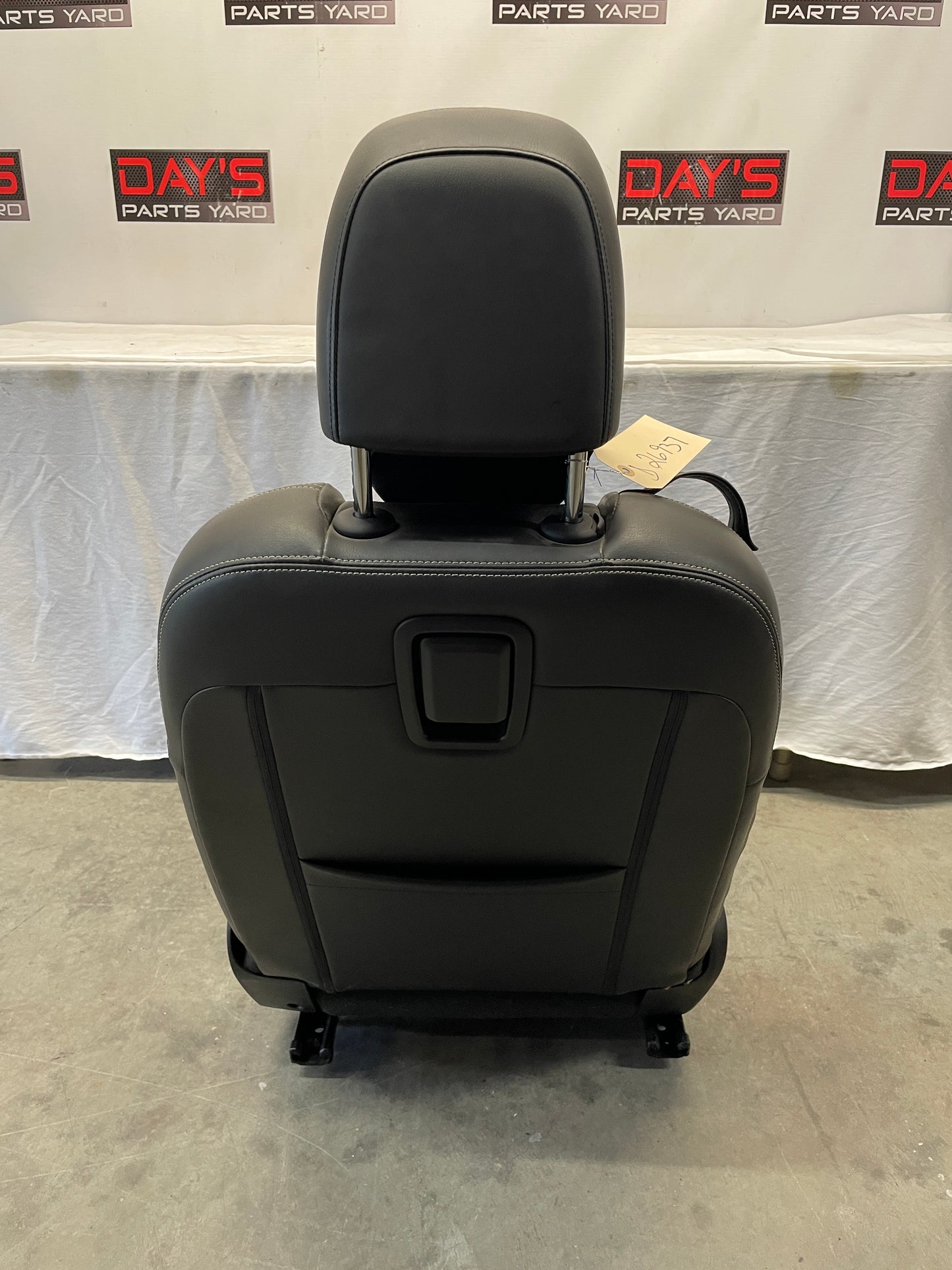 2010 Chevy Camaro SS RH Passenger Front Seat Black Leather OEM