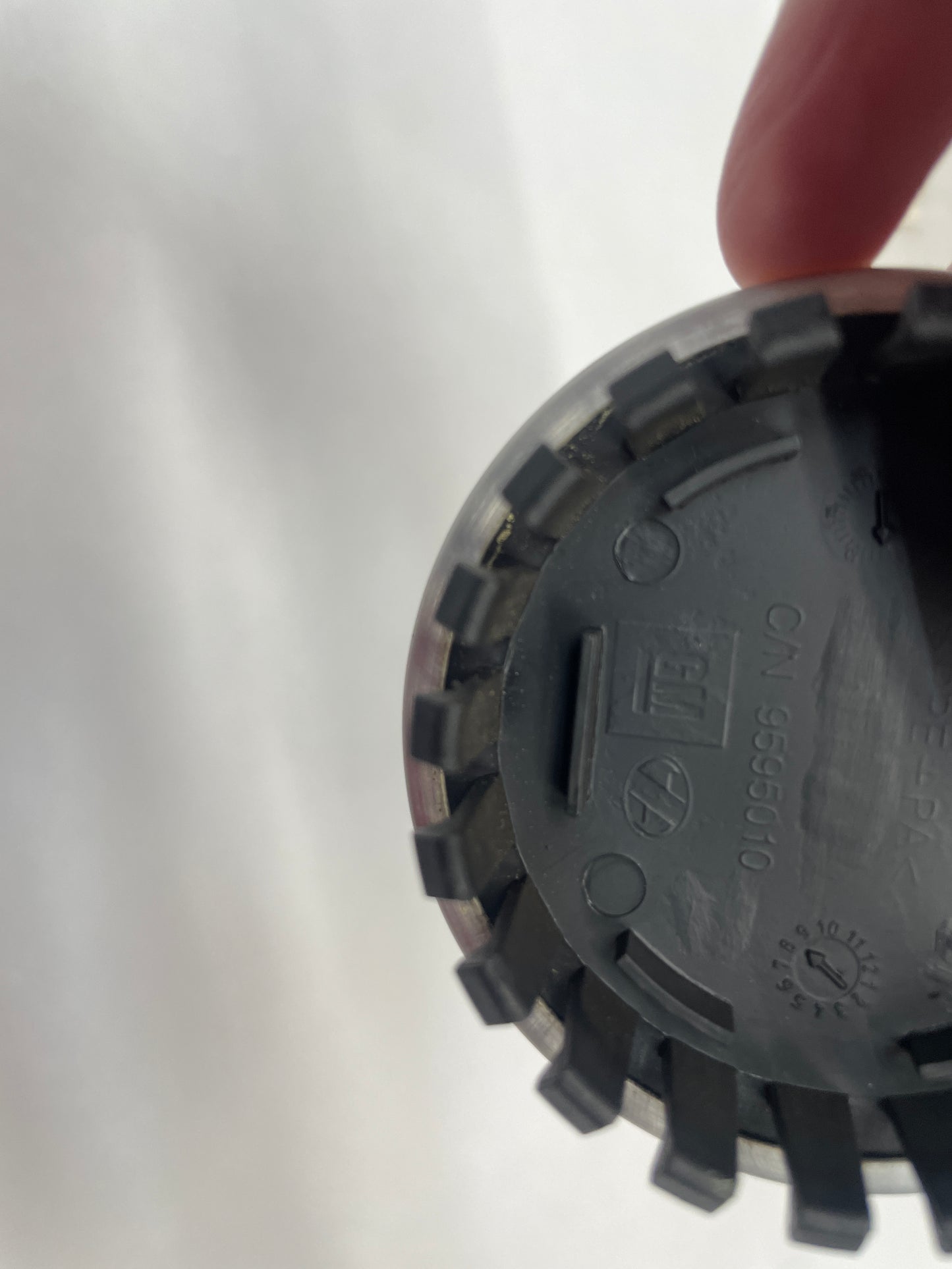 2019 Chevy Camaro SS 2 Wheel Center Caps Silver OEM - Day's Parts Yard