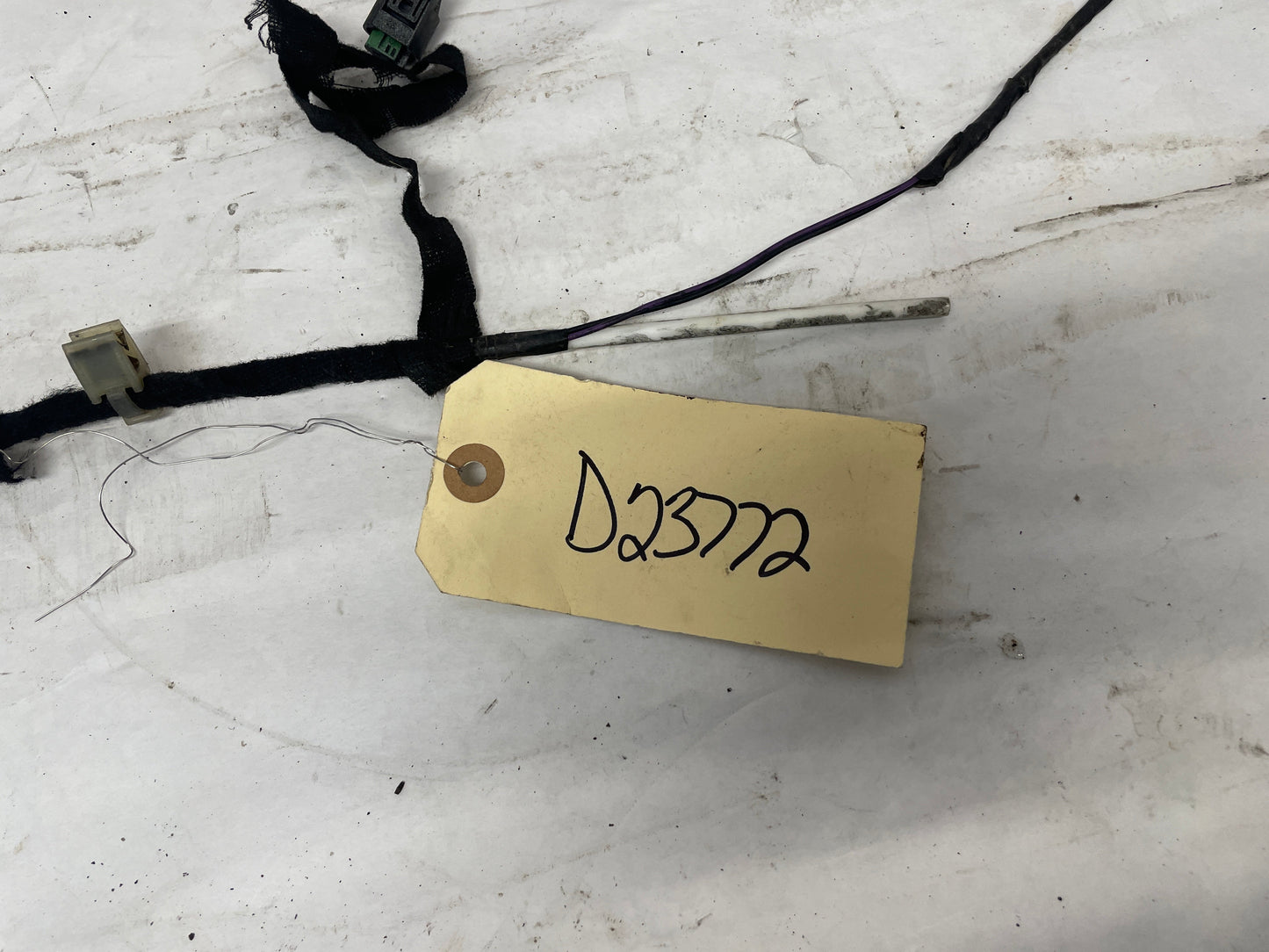 2013 Chevy Caprice Front Bumper Fog Light Lamp Wire Wiring Harness OEM - Day's Parts Yard