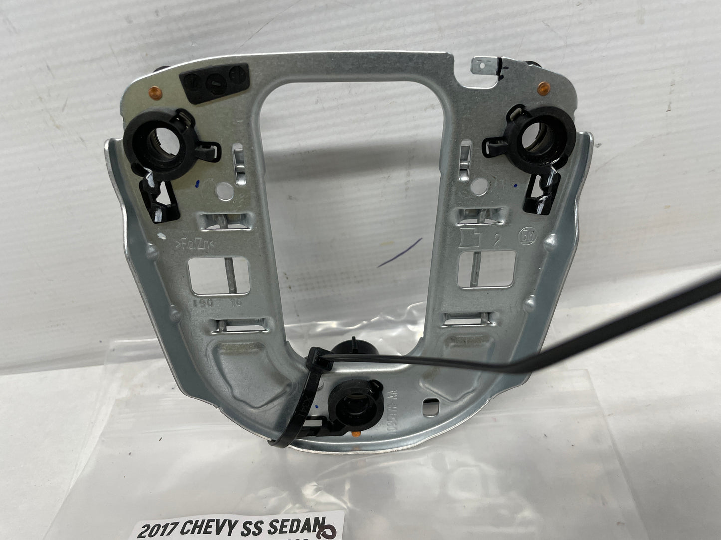 2017 Chevy SS Sedan Steering Wheel Horn Bracket OEM - Day's Parts Yard