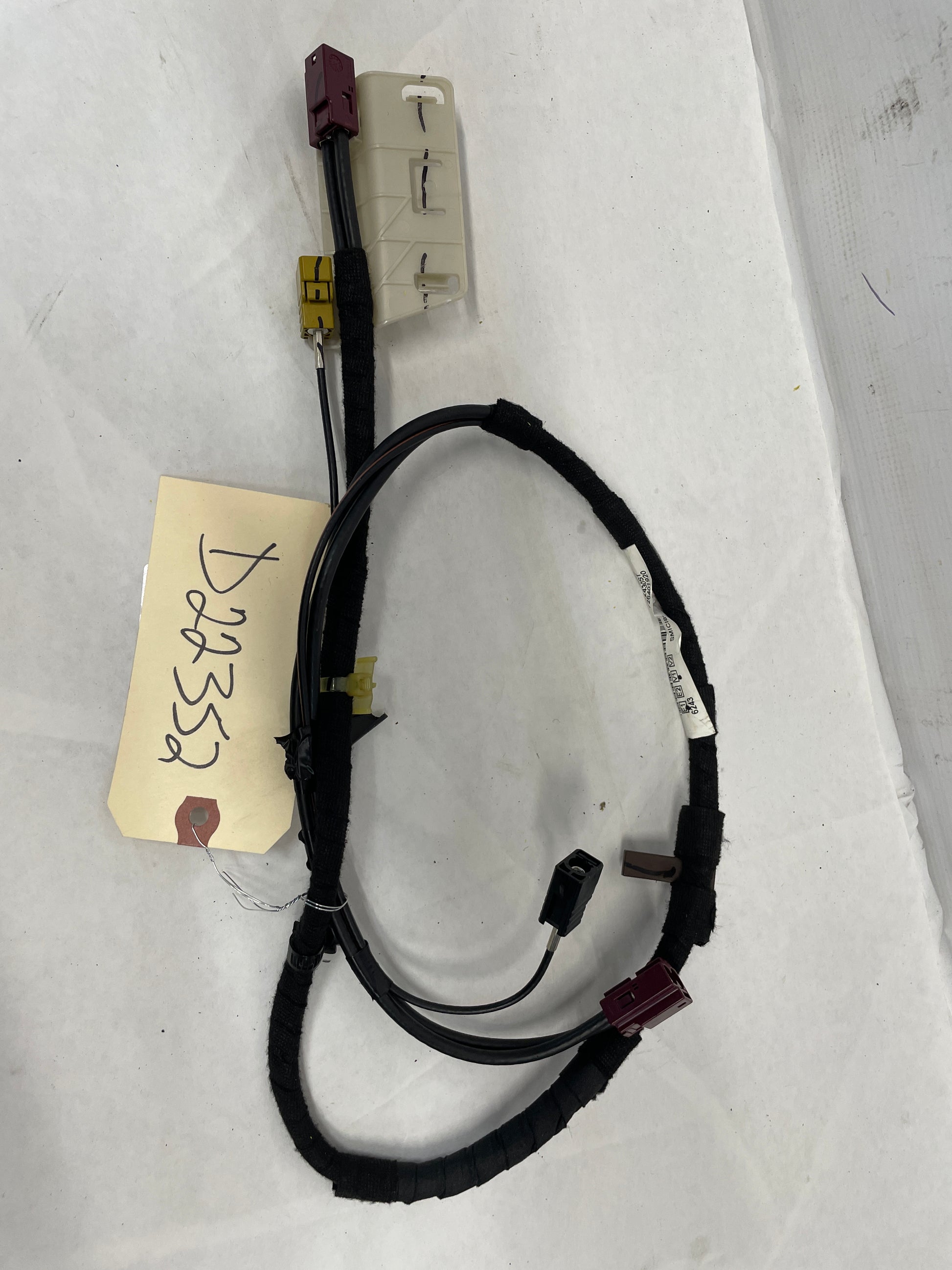 2017 Chevy SS Sedan Shark Fin Antenna Cable Wire Wiring Harness OEM - Day's Parts Yard