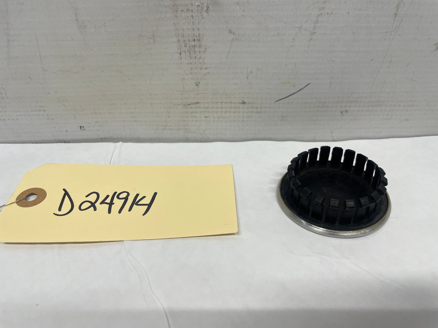 2016 Chevy SS Sedan Wheel Center Cap OEM - Day's Parts Yard