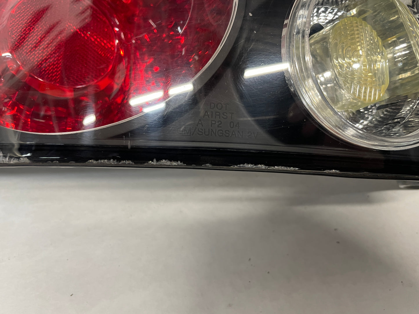 2006 Pontiac GTO LH Driver Tail Light Taillight Lamp OEM - Day's Parts Yard