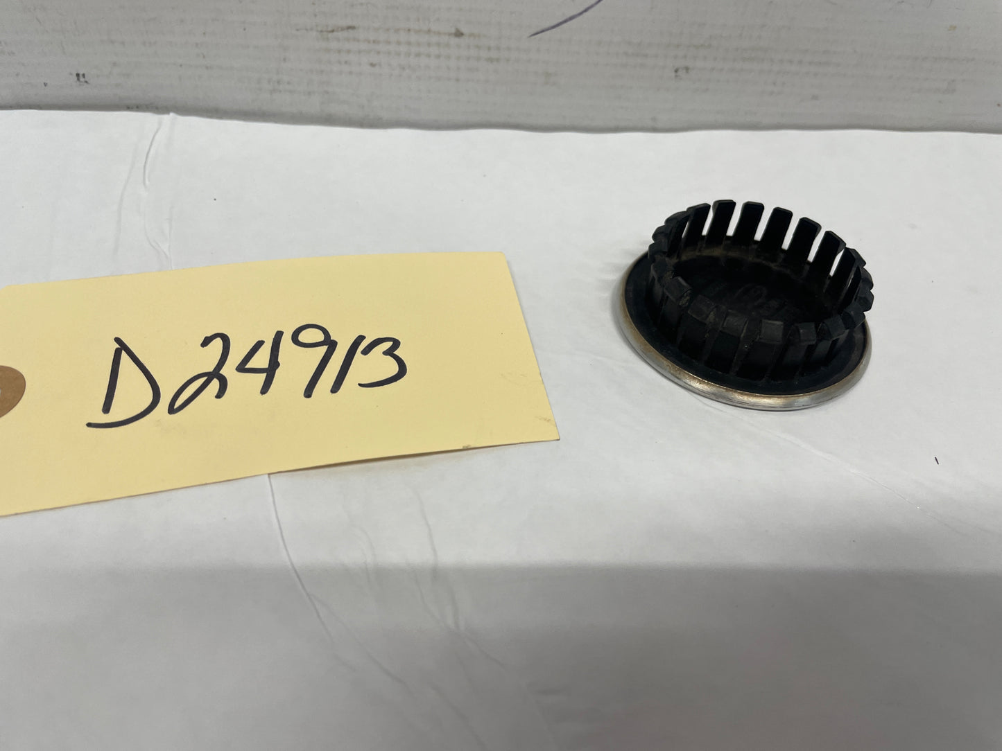 2016 Chevy SS Sedan Wheel Center Cap OEM - Day's Parts Yard