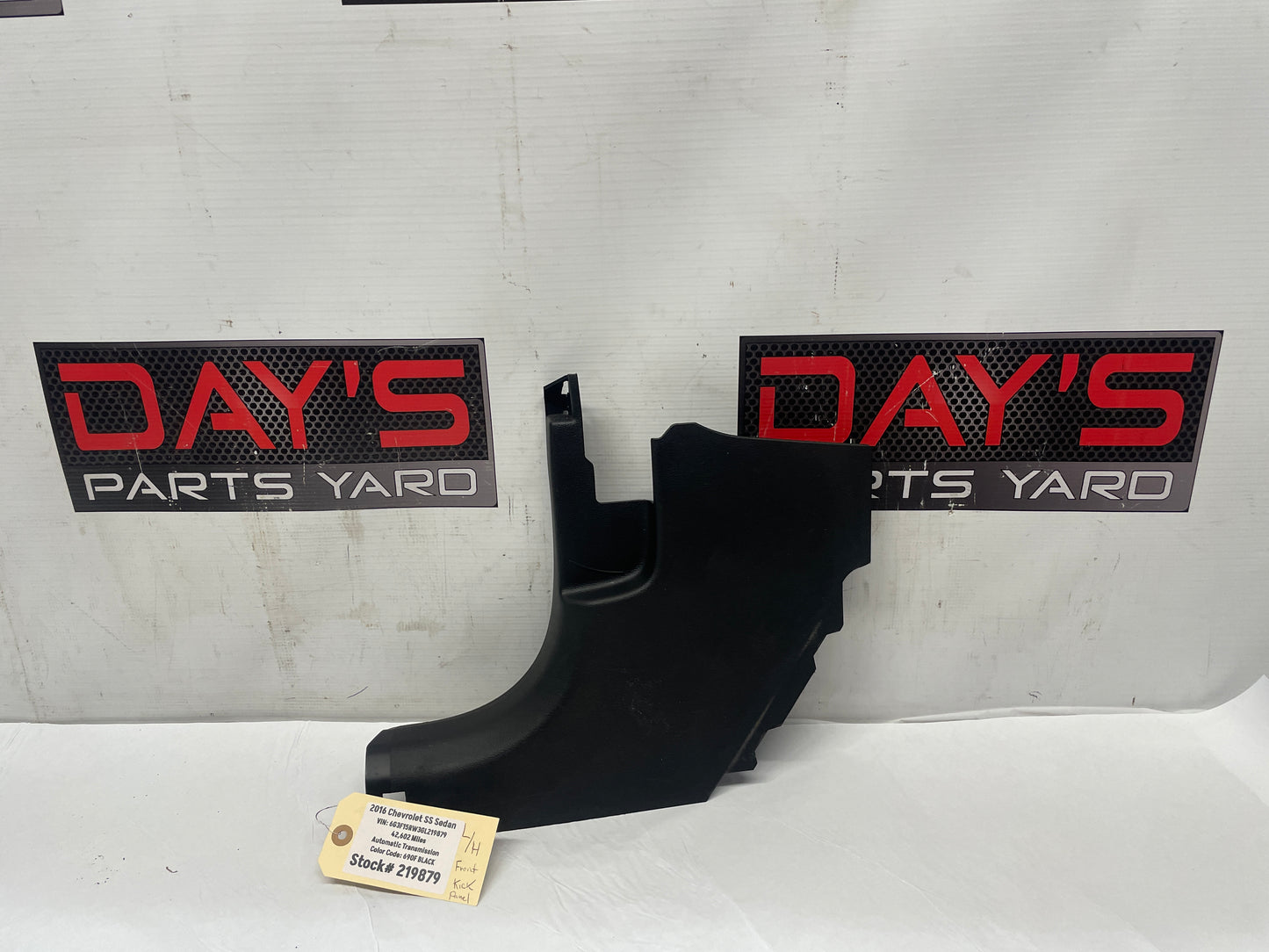 2016 Chevy SS Sedan LH Driver Front Interior Kick Panel Trim Sill OEM - Day's Parts Yard