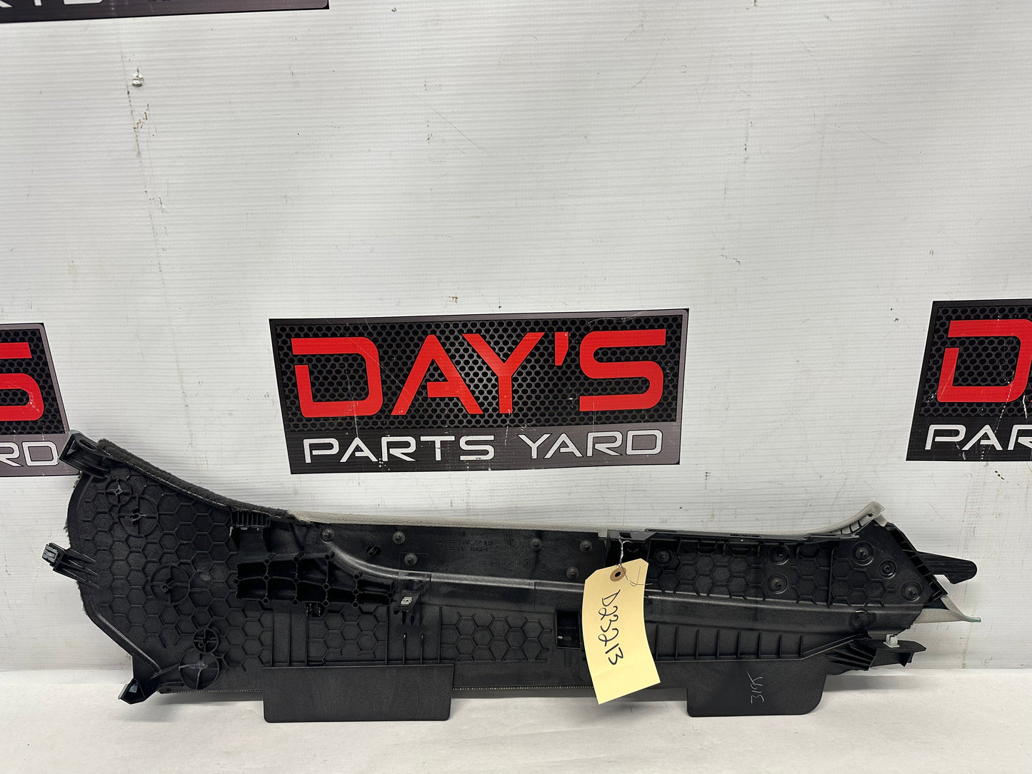 2011 Cadillac CTS-V Coupe LH Driver Center Console Trim OEM - Day's Parts Yard