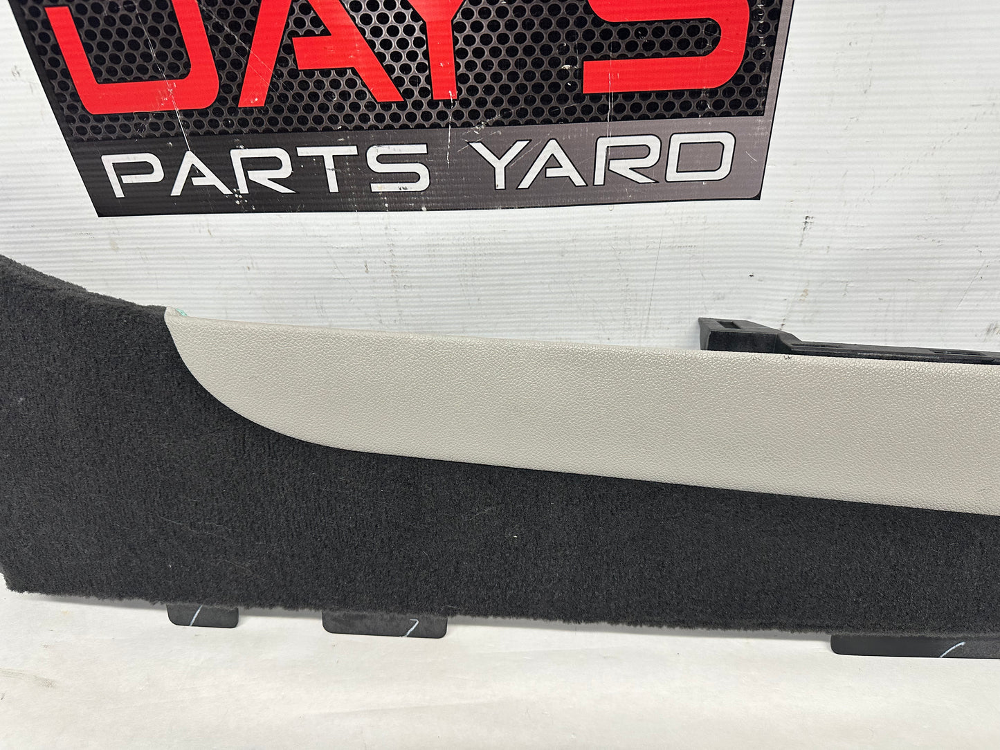 2011 Cadillac CTS-V Coupe RH Passenger Center Console Trim OEM - Day's Parts Yard