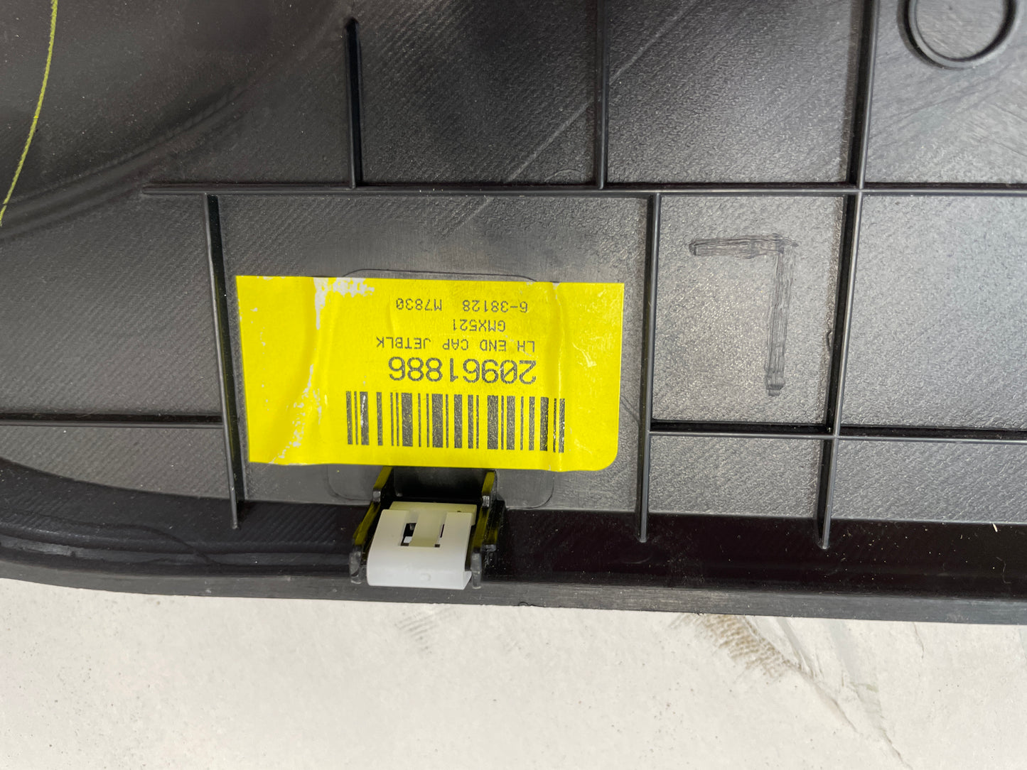 2013 Chevy Camaro ZL1 RH & LH Dash End Cap OEM - Day's Parts Yard