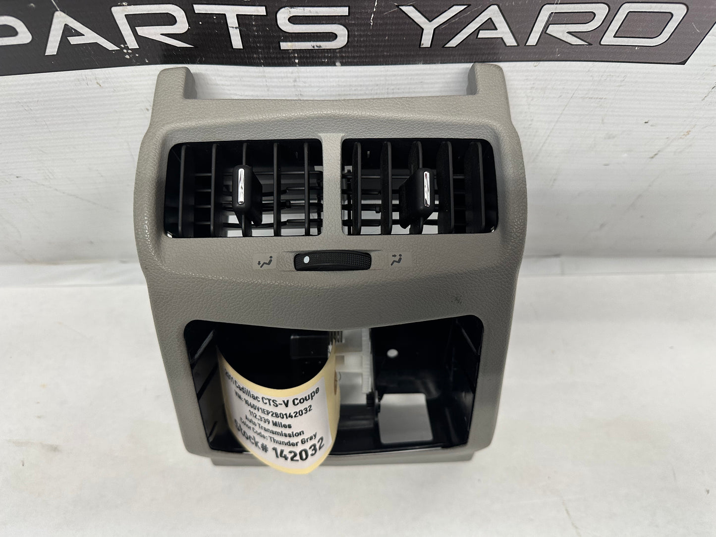 2011 Cadillac CTS-V Coupe Center Console Rear Vent OEM - Day's Parts Yard
