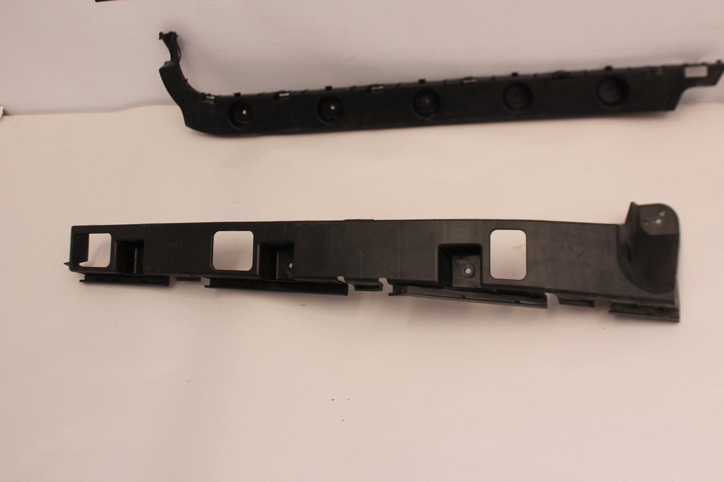 2016 Cadillac CTS-V Rear Bumper Brackets OEM - Day's Parts Yard