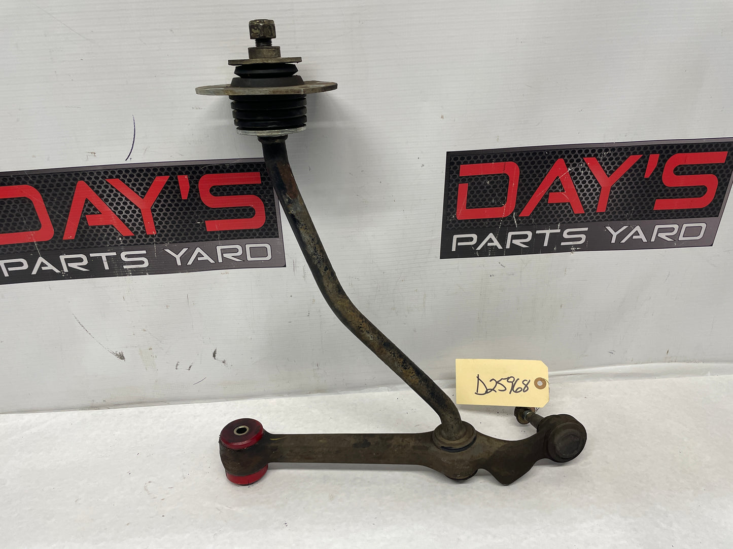 2006 Pontiac GTO LH Driver Front Suspension Lower Control Arm Radius Rod OEM - Day's Parts Yard