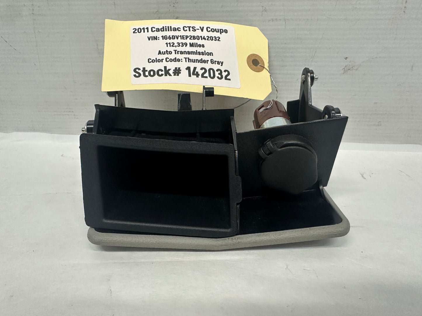 2011 Cadillac CTS-V Coupe Center Console Rear Ash Tray Cubby OEM - Day's Parts Yard