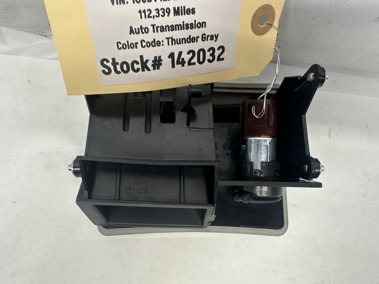 2011 Cadillac CTS-V Coupe Center Console Rear Ash Tray Cubby OEM - Day's Parts Yard