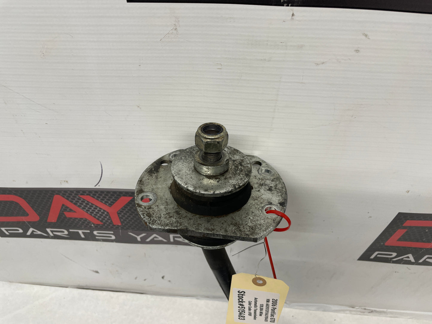 2006 Pontiac GTO RH Passenger Front Suspension Lower Control Arm Radius Rod OEM - Day's Parts Yard