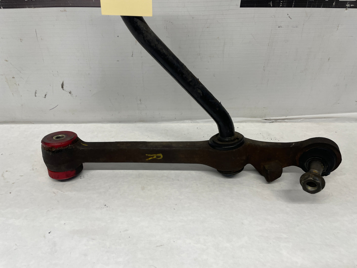 2006 Pontiac GTO RH Passenger Front Suspension Lower Control Arm Radius Rod OEM - Day's Parts Yard
