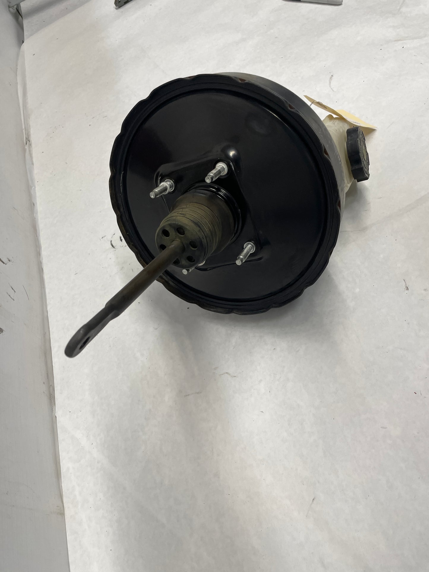 2006 Pontiac GTO Brake Master Cylinder and Reservoir OEM - Day's Parts Yard