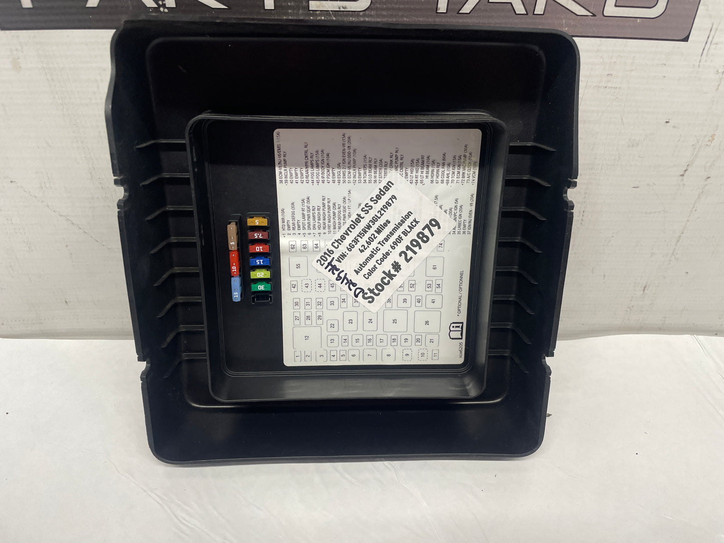 2016 Chevy SS Sedan Engine Bay Fuse Box Relay Wiring Junction Block Cover Lid OEM - Day's Parts Yard