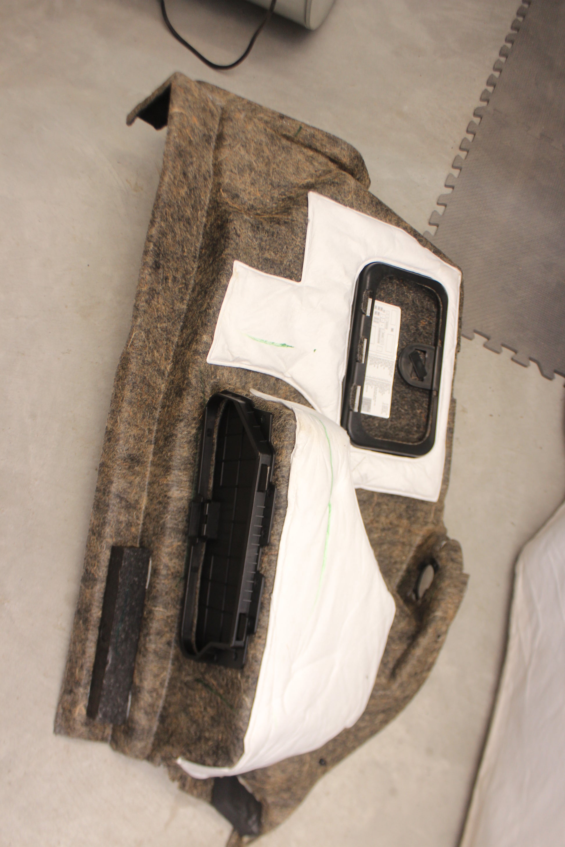 2018 Cadillac CTS-V Trunk Panel Carpet Trim 4pc OEM - Day's Parts Yard