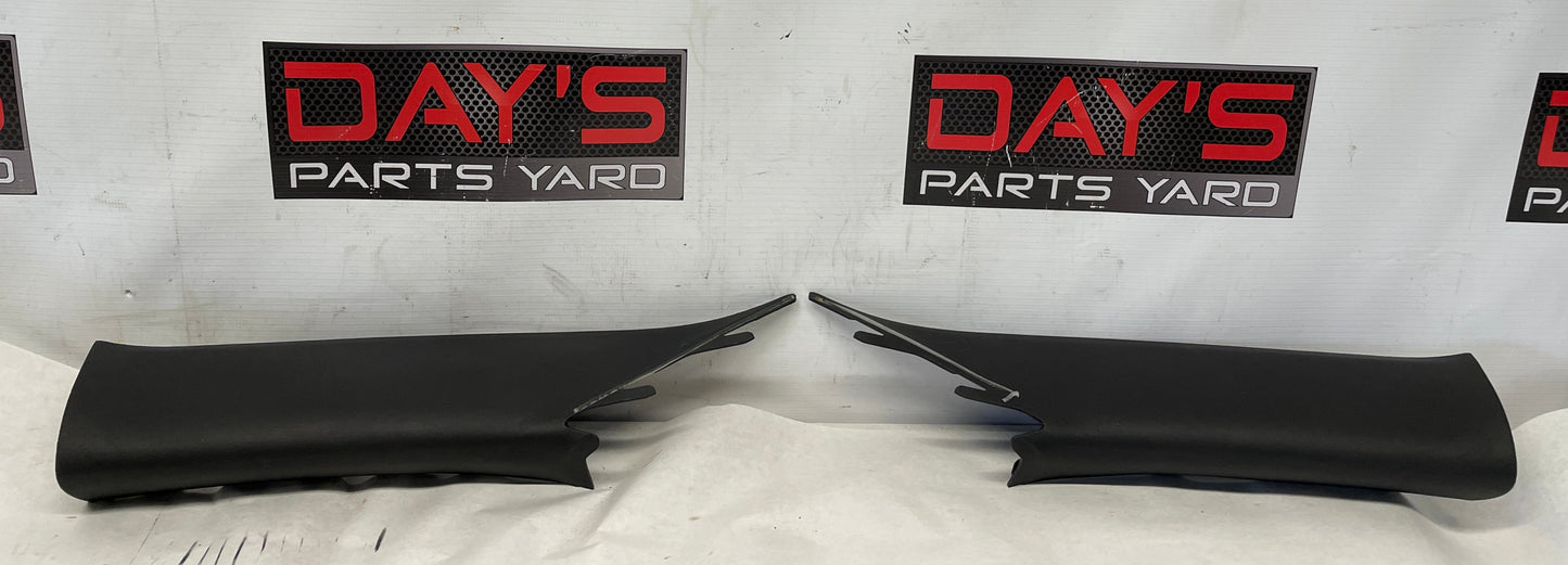 2013 Chevy Camaro ZL1 RH & LH Interior A Pillar Windshield Trims OEM - Day's Parts Yard