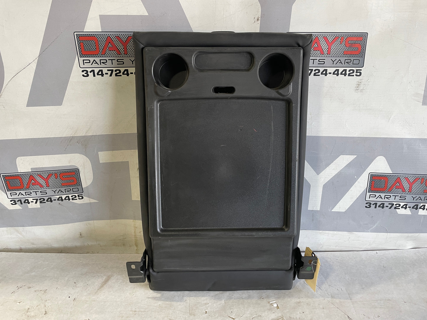 2014 Chevy SS Sedan Rear Center Flip Down Upper Seat OEM - Day's Parts Yard