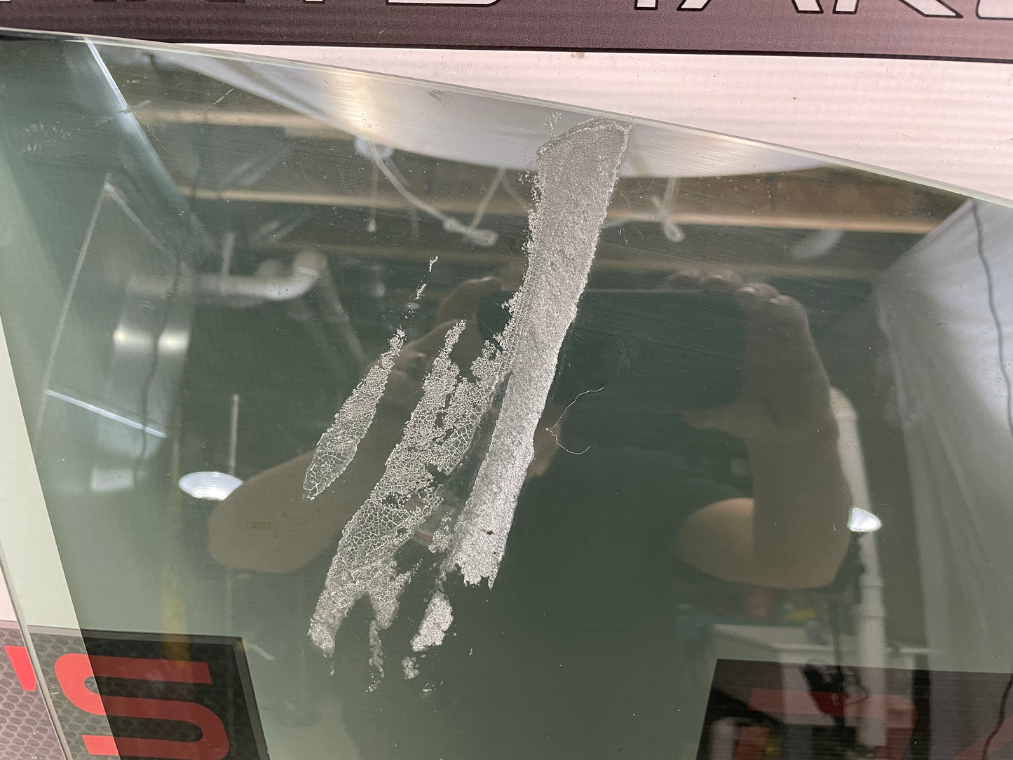 2014 Chevy SS Sedan Front RH Passenger Door Glass Window OEM - Day's Parts Yard