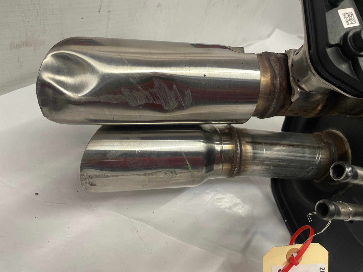 2016 Chevy SS Sedan Factory OEM Bi Mode RH & LH Exhaust Mufflers OEM - Day's Parts Yard