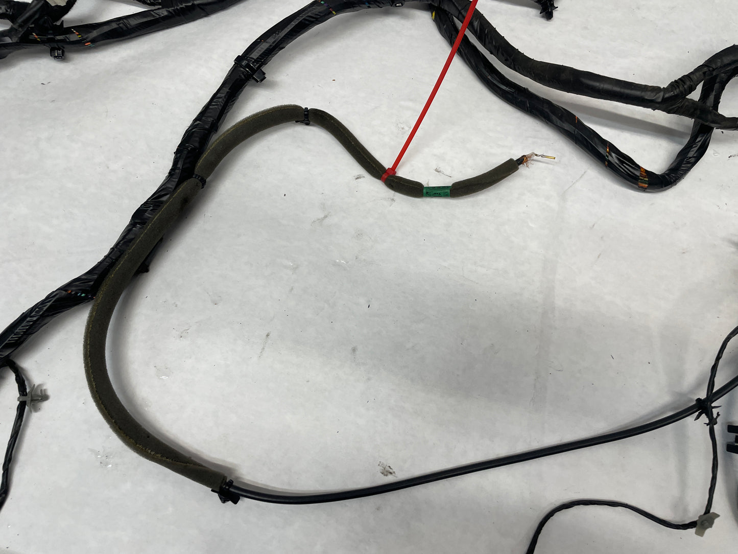 2006 Pontiac GTO Body Wire Wiring Harness OEM - Day's Parts Yard