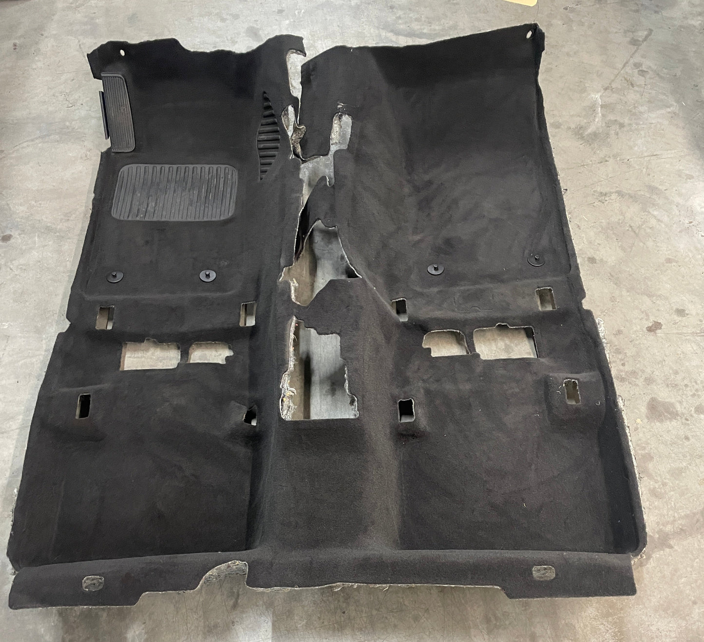 2016 Chevy SS Sedan Complete Floor Carpet OEM - Day's Parts Yard