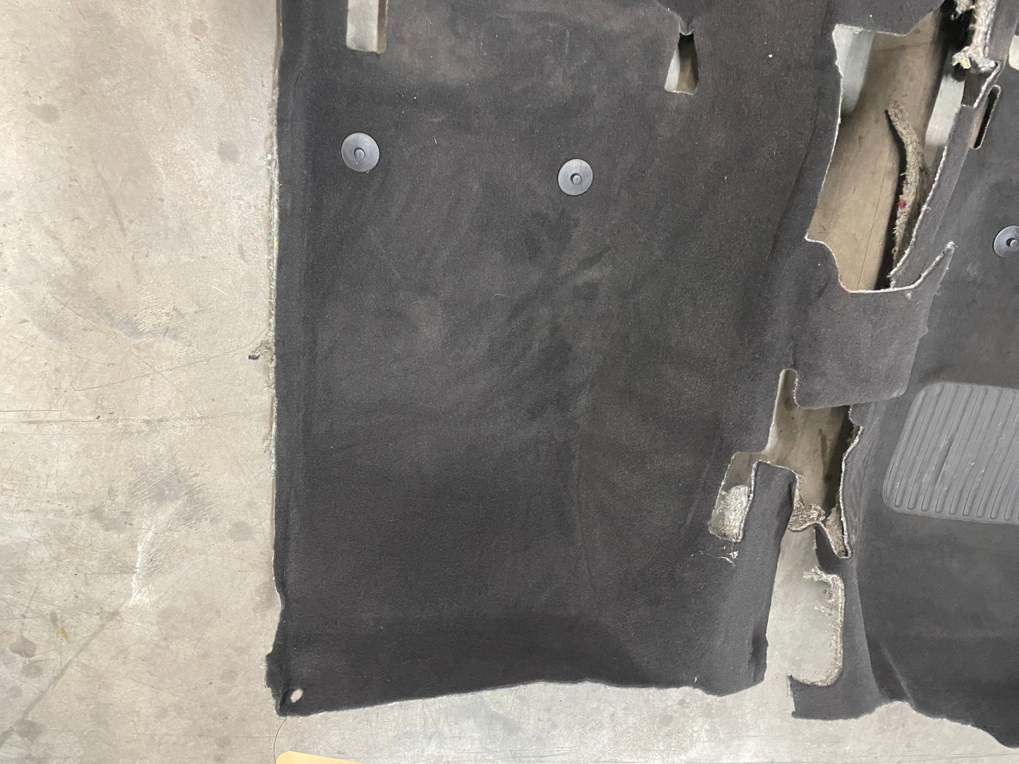 2016 Chevy SS Sedan Complete Floor Carpet OEM - Day's Parts Yard