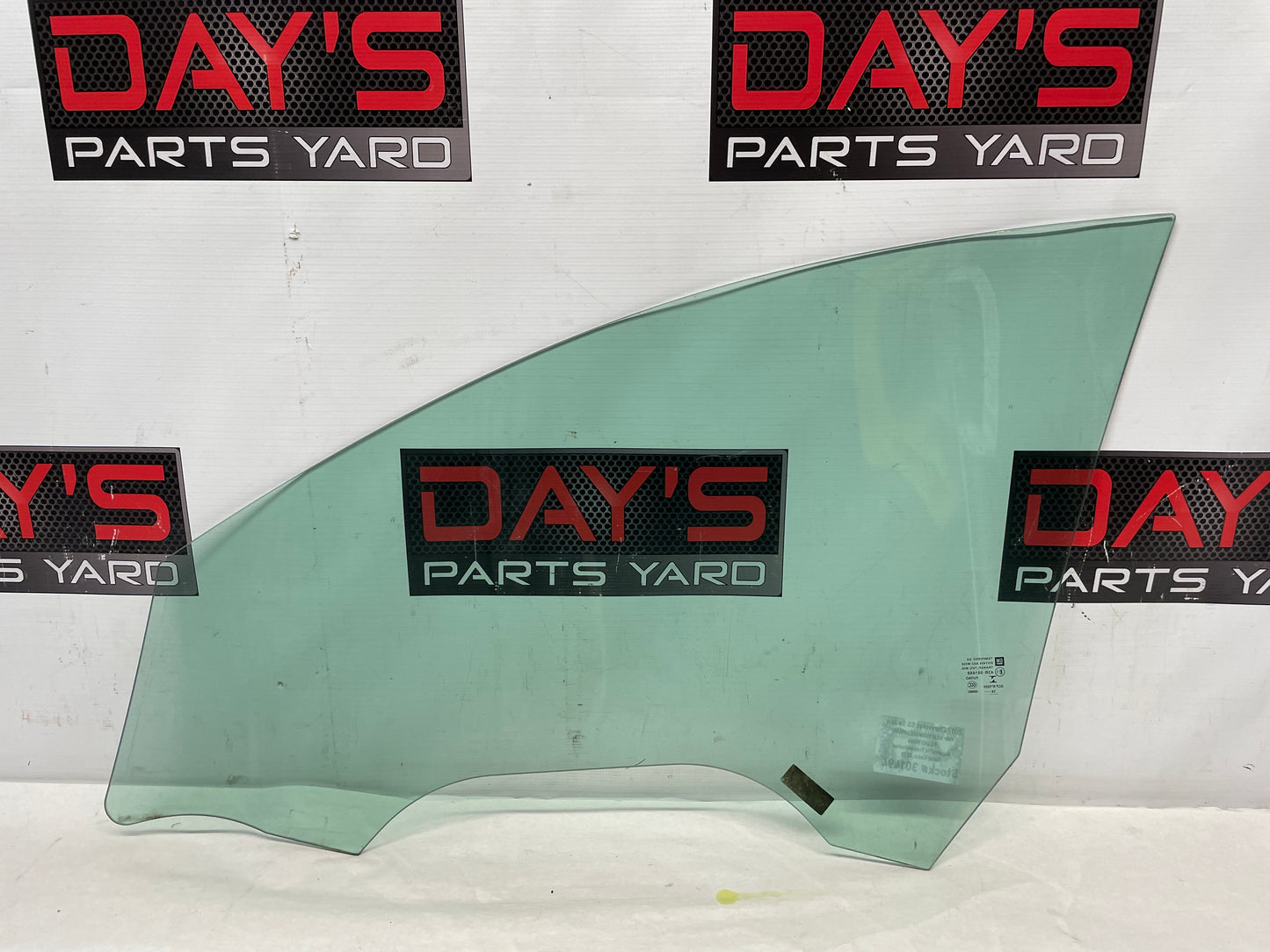 2017 Chevy SS Sedan RH Passenger Front Door Window Glass OEM - Day's Parts Yard