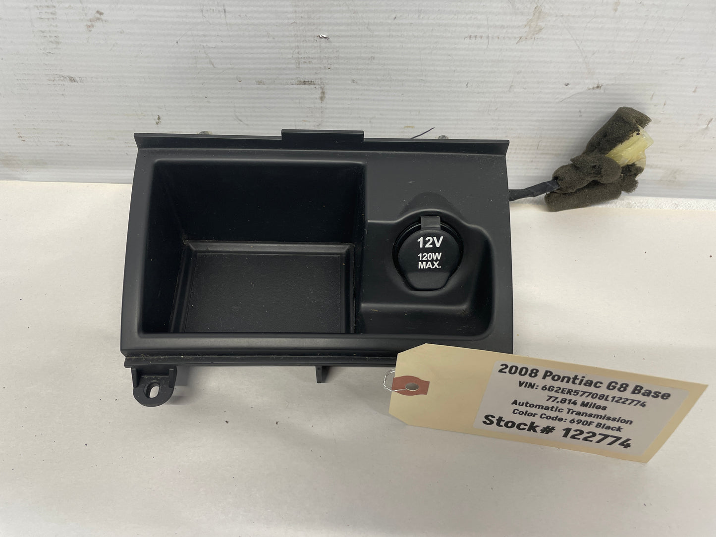2008 Pontiac G8 Center Console Storage Cubby Plug OEM - Day's Parts Yard