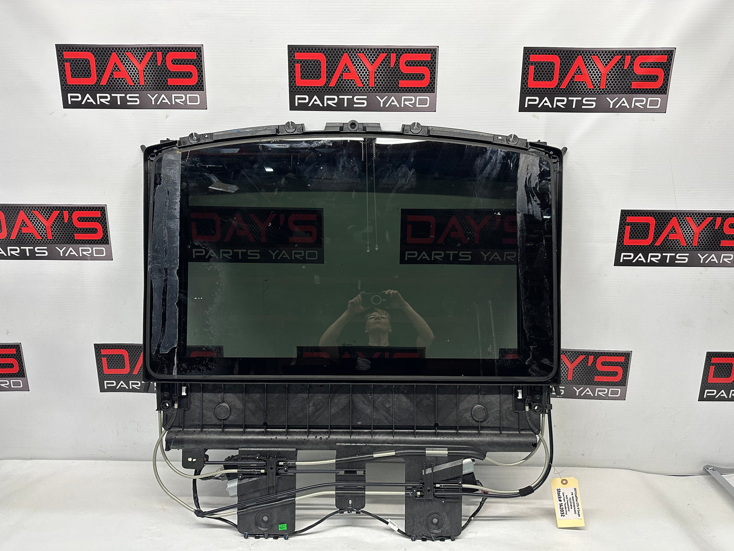 2011 Cadillac CTS-V Coupe Sunroof Sun Moon Roof OEM - Day's Parts Yard