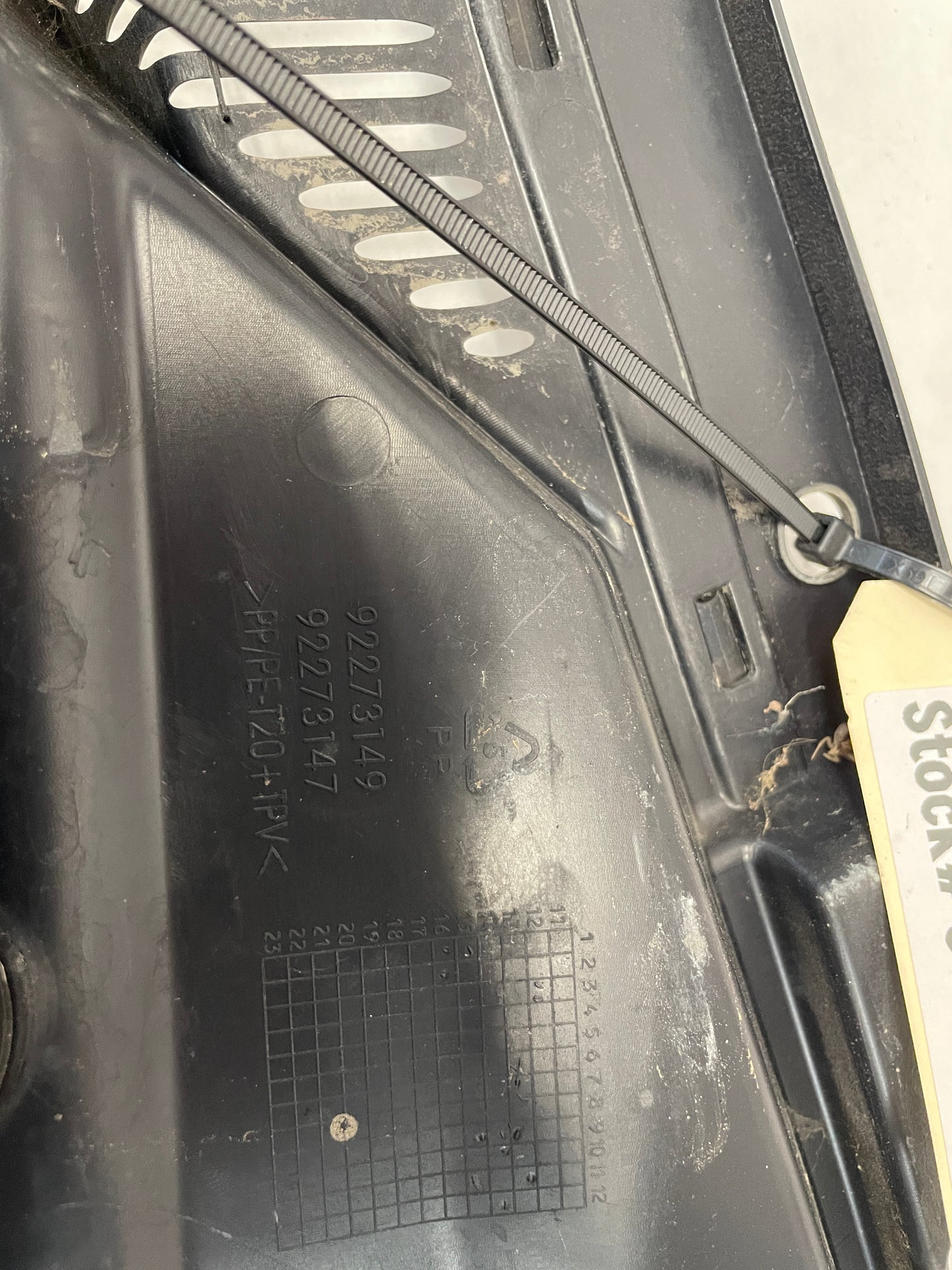 2017 Chevy SS Sedan Windshield Wiper Cowl Grille Plastic Trim Panel Molding OEM - Day's Parts Yard