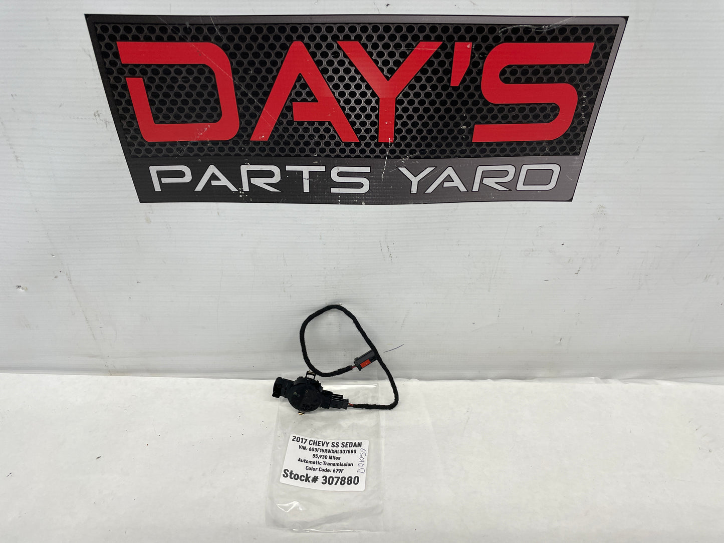 2016 Chevy SS Sedan Windshield Wiper Moisture Sensor Camera OEM - Day's Parts Yard
