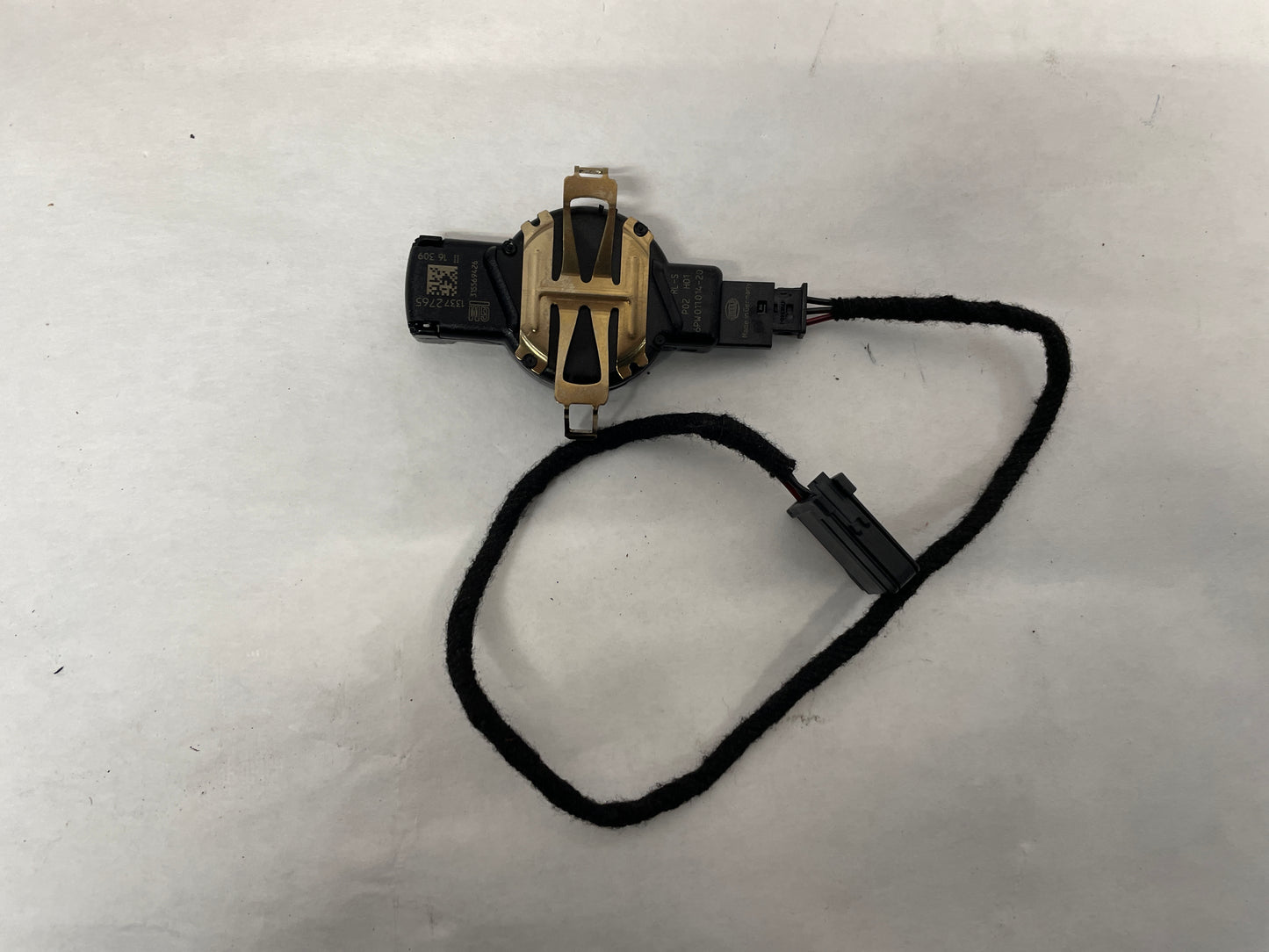 2016 Chevy SS Sedan Windshield Wiper Moisture Sensor Camera OEM - Day's Parts Yard