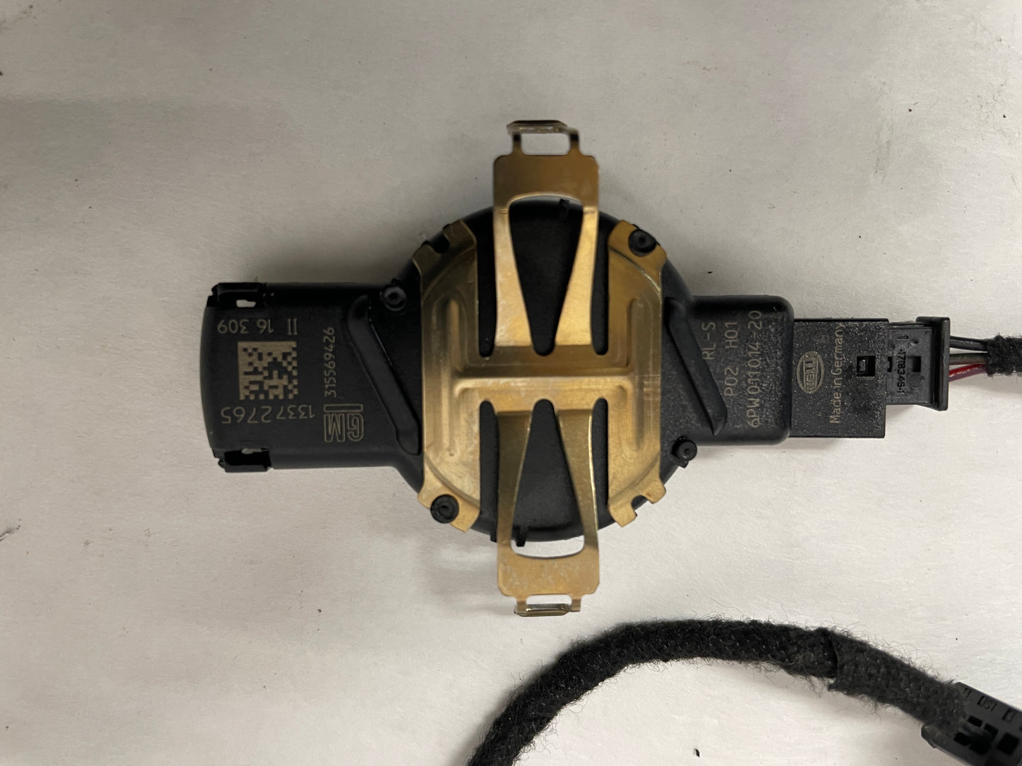2016 Chevy SS Sedan Windshield Wiper Moisture Sensor Camera OEM - Day's Parts Yard