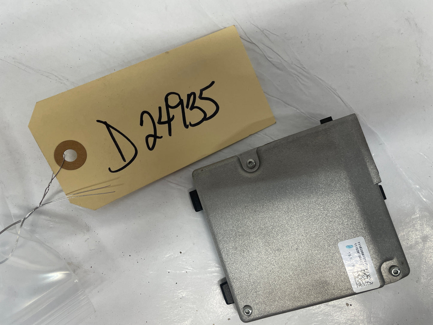 2016 Chevy SS Sedan Windshield Lane Departure Camera Module System OEM - Day's Parts Yard