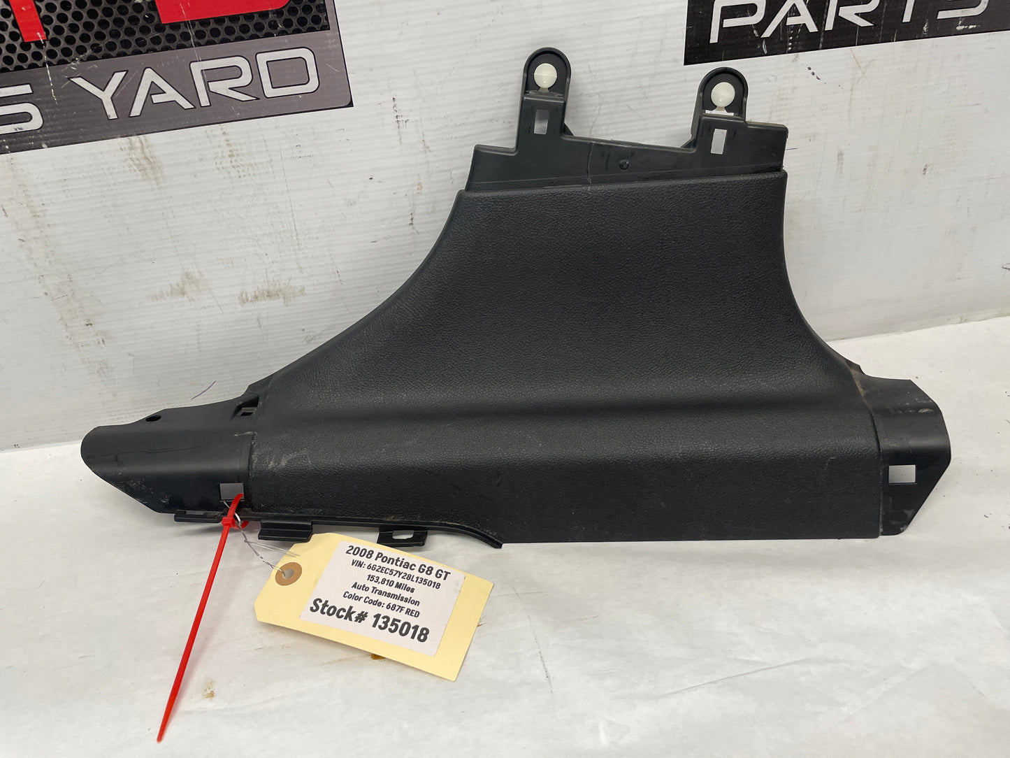 2008 Pontiac G8 GT RH Passenger Lower Center B Pillar Carpet Retainer Trim OEM - Day's Parts Yard