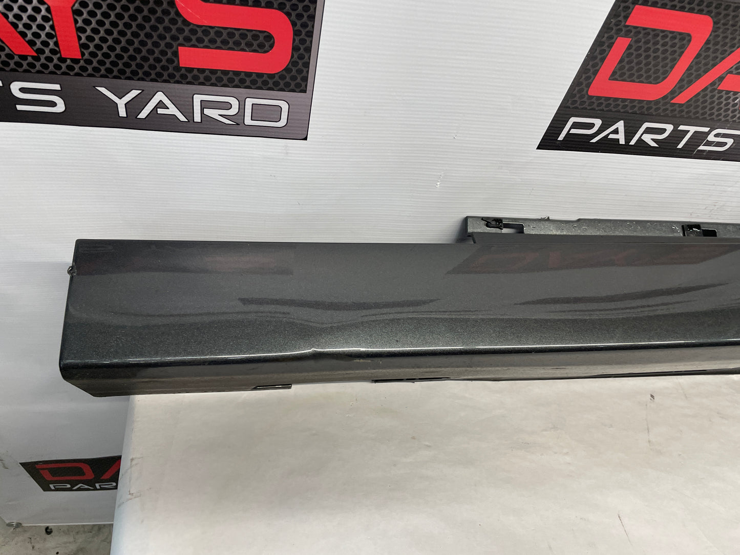 2017 Chevy SS Sedan LH Driver Rocker Molding Side Skirt Panel Trim OEM - Day's Parts Yard