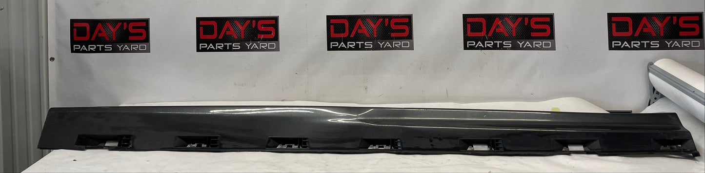 2017 Chevy SS Sedan LH Driver Rocker Molding Side Skirt Panel Trim OEM - Day's Parts Yard