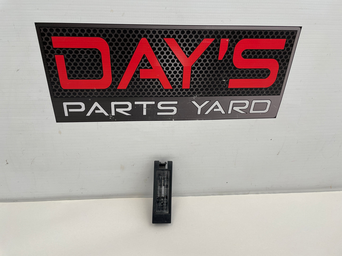 2013 Chevy Camaro ZL1 RH Passenger License Plate Tag Lights OEM - Day's Parts Yard