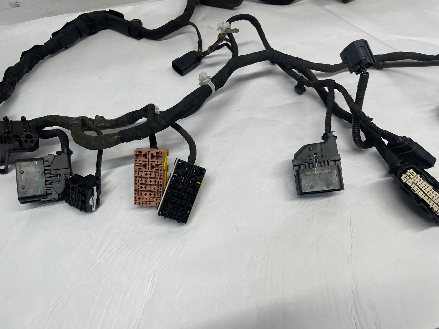 2016 Chevy SS Sedan Fire Wall Front Chassis Engine Bay Wire Wiring Harness OEM - Day's Parts Yard