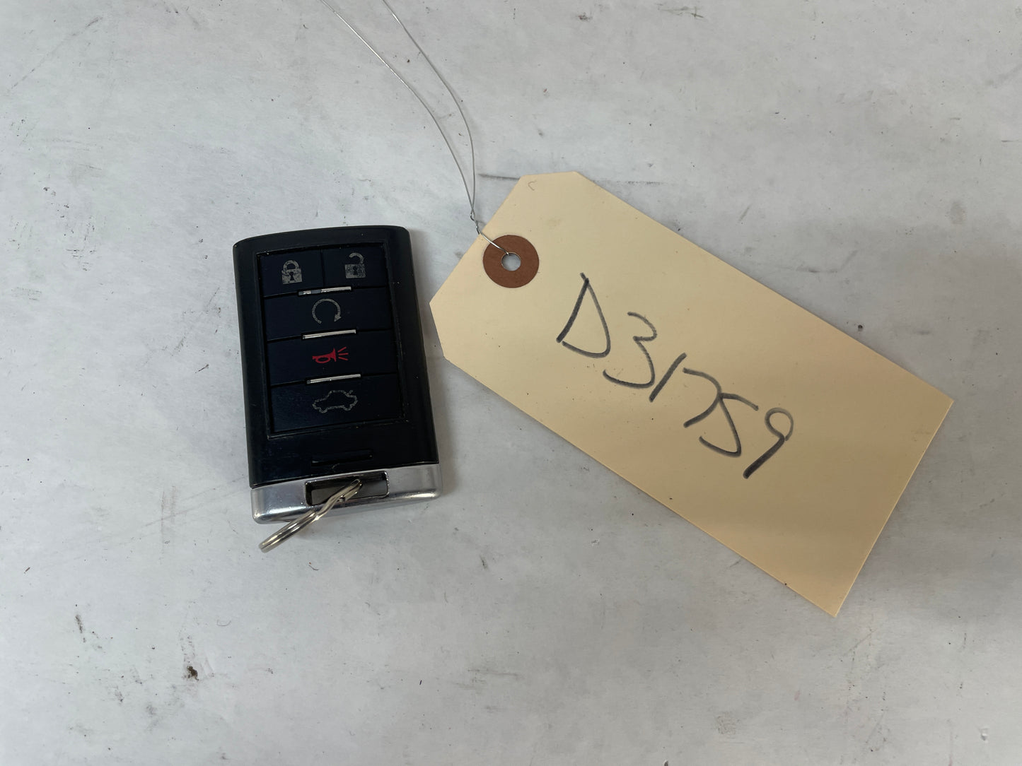 2009 Cadillac CTS-V Sedan Key Fob Transmitter OEM - Day's Parts Yard