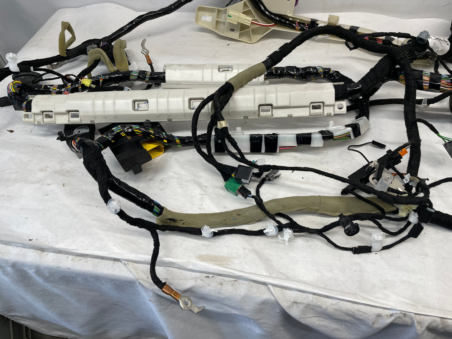 2017 Chevy SS Sedan Body Chassis Wire Wiring Harness OEM - Day's Parts Yard